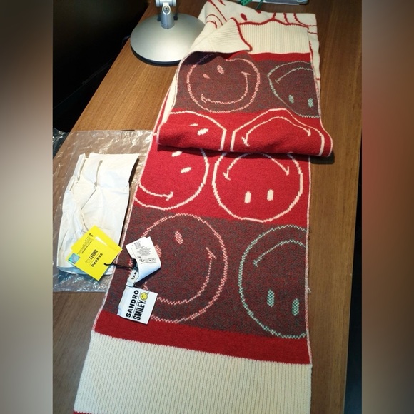 Wool Sandro × Smiley Holiday Reversible Knit Scarf - Picture 2 of 7